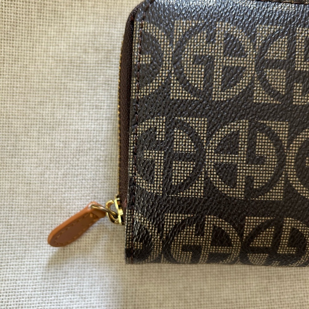 Giani Bernini Block Signature All In One Wallet. - image 5